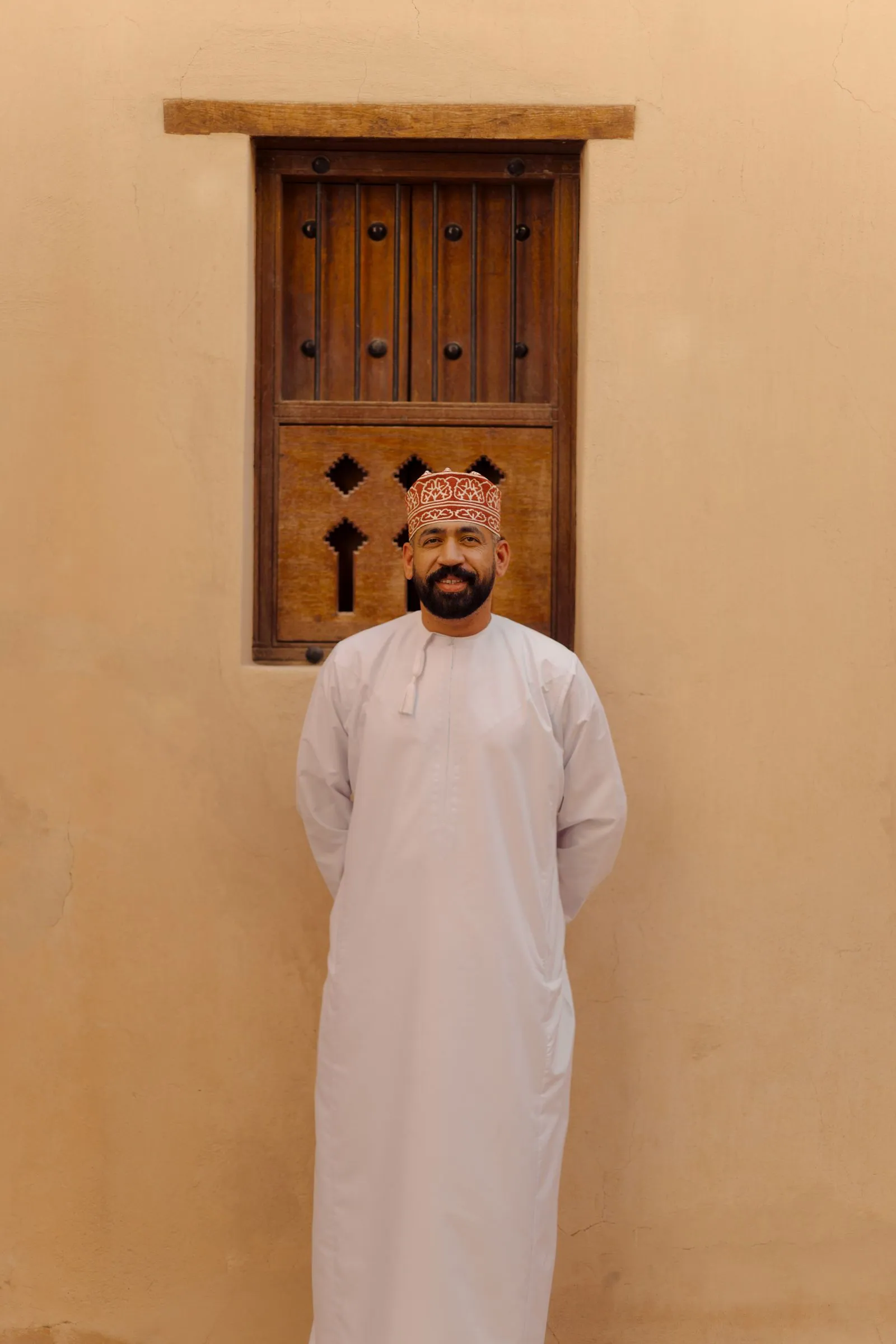 Man in traditional Emirati dress in Dubai